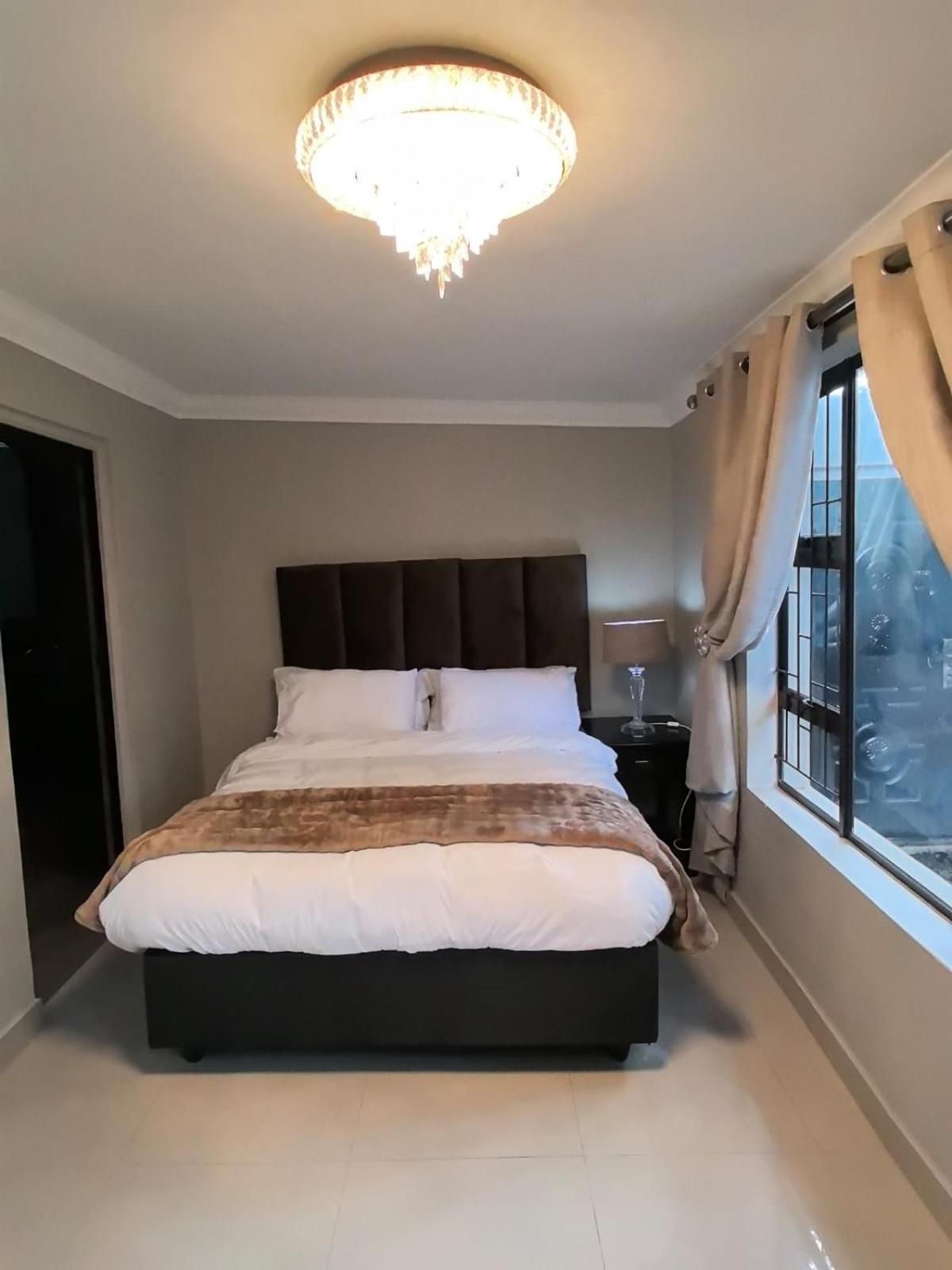 Aparthotel Bryanston Palms *