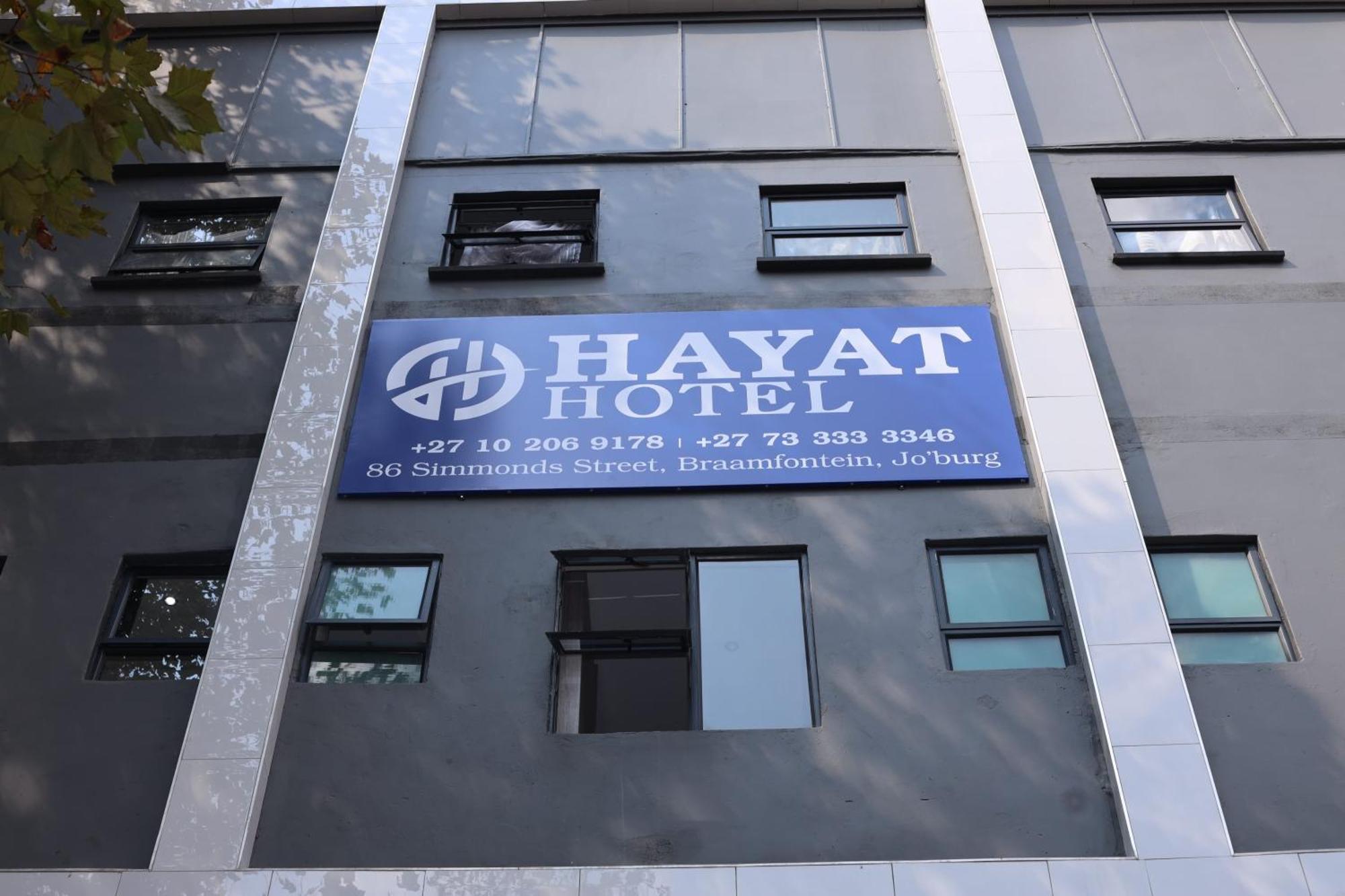 Hayat *