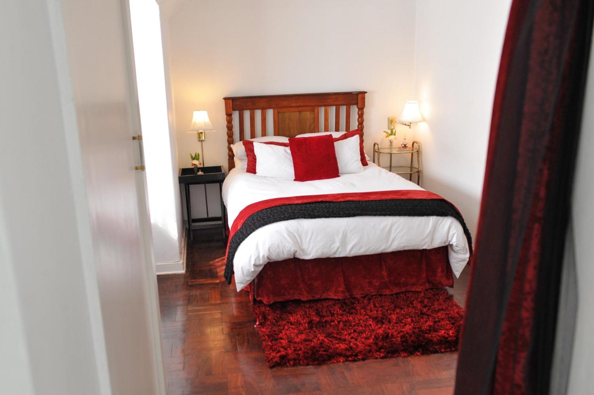 5th Avenue Gooseberry Guest house 4*