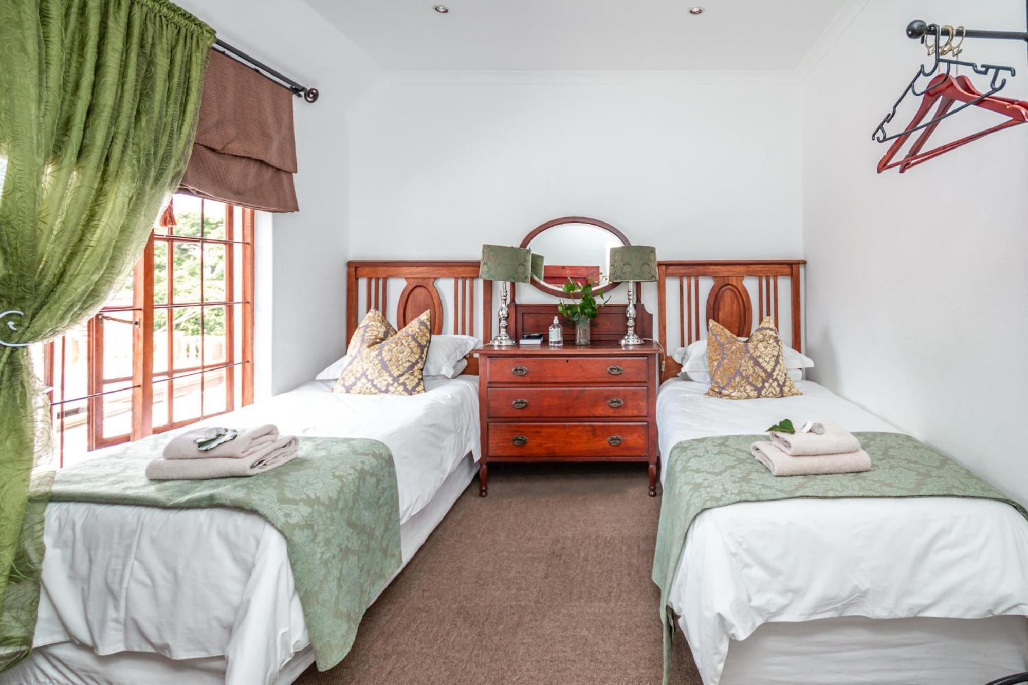 5th Avenue Gooseberry 4*