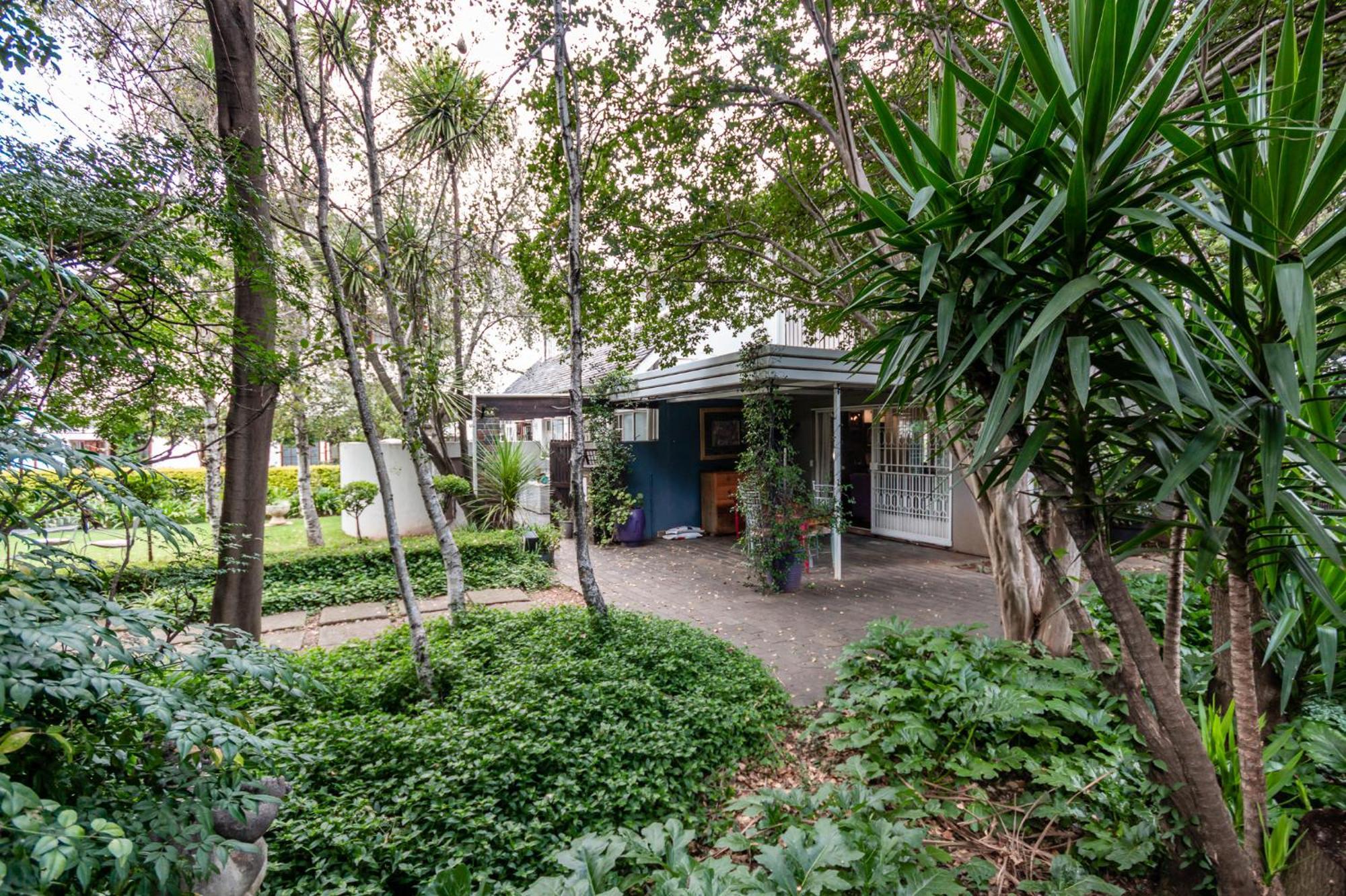 5th Avenue Gooseberry Guest house 4*