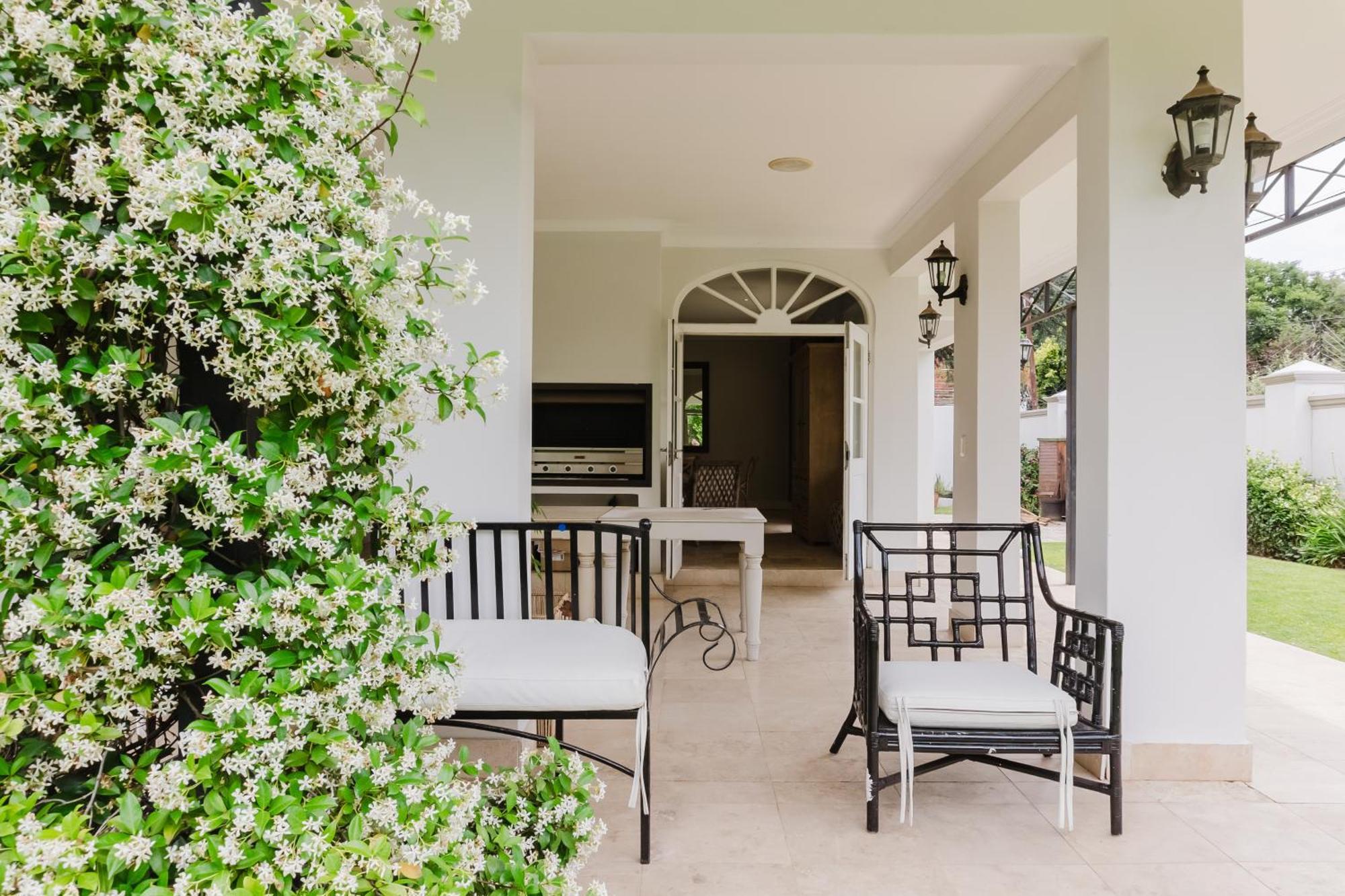 Hyde Park Retreat