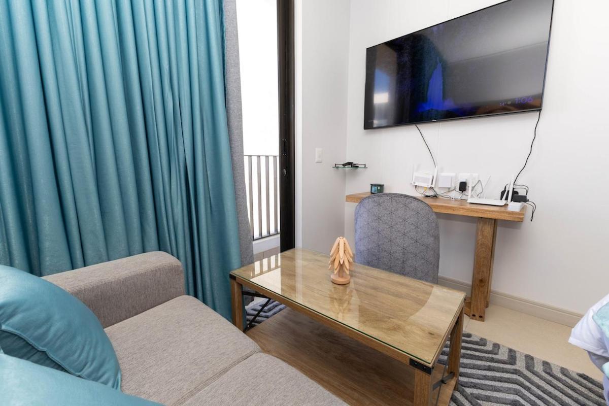Cozy One Rosebank Apartment Johannesburg
