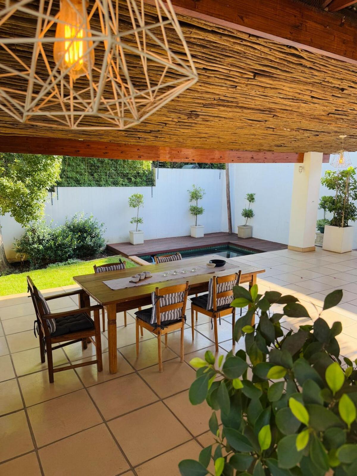 14th Street Retreat - Parkhurst Casa de férias
