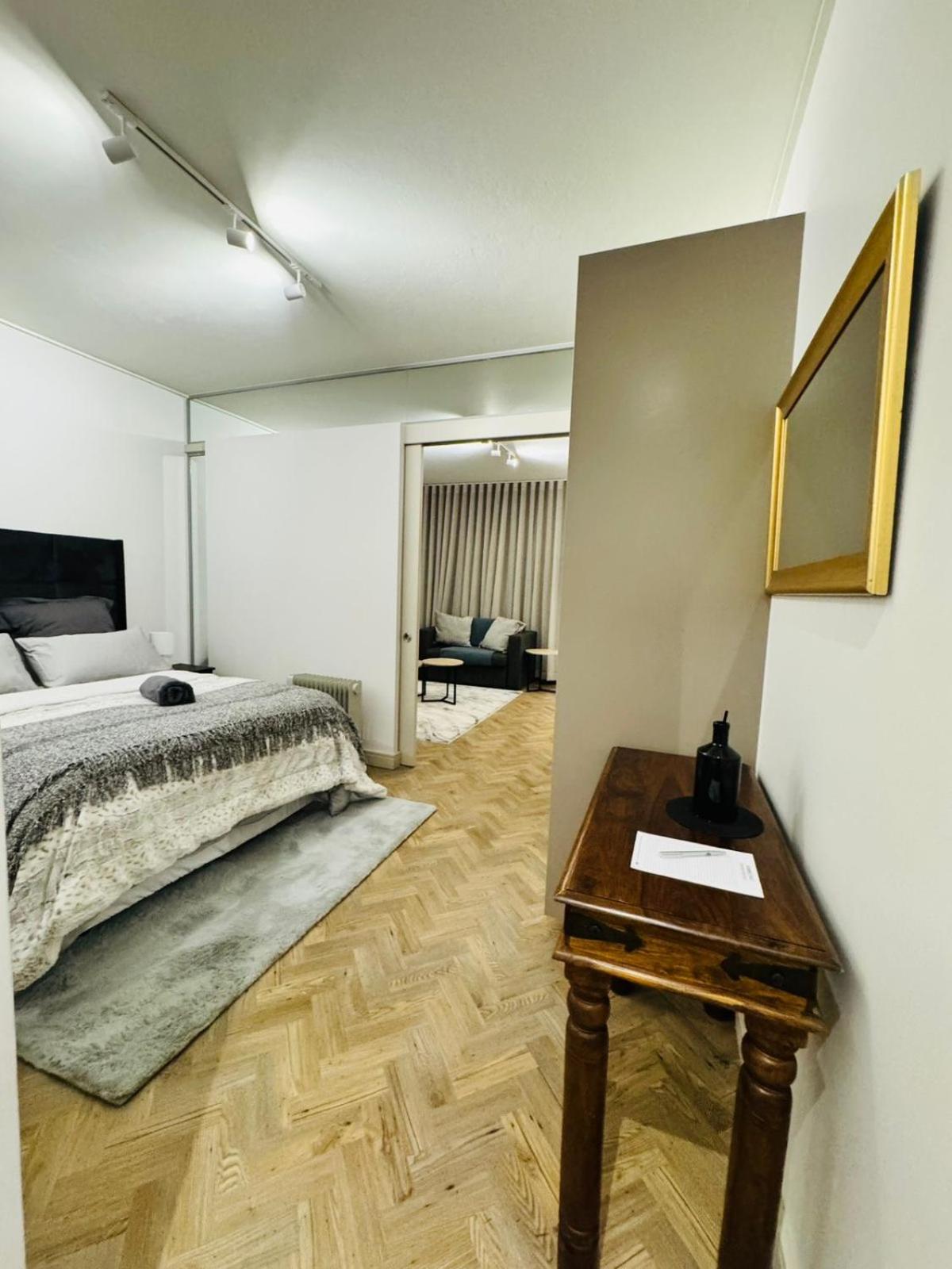 One Rosebank Aparthotel