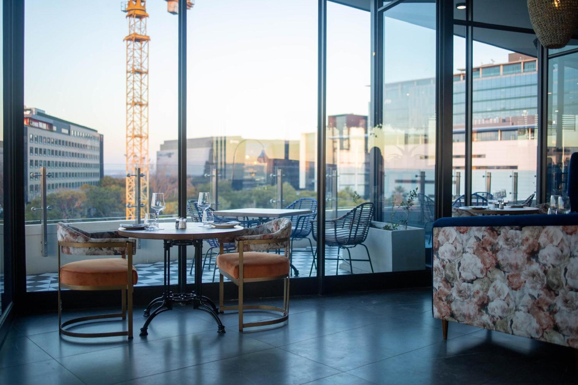 Urban Boutique Onerosebank Aparthotel