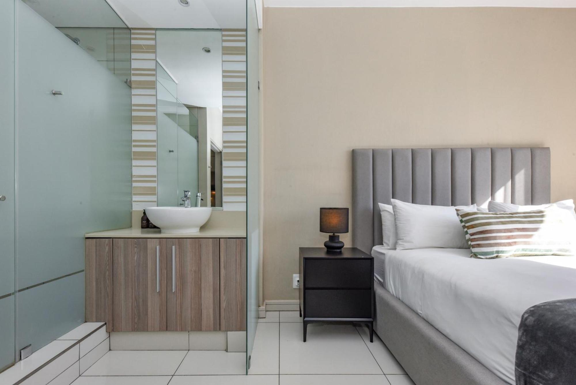 The Tyrwhitt Rosebank (adults Only) *