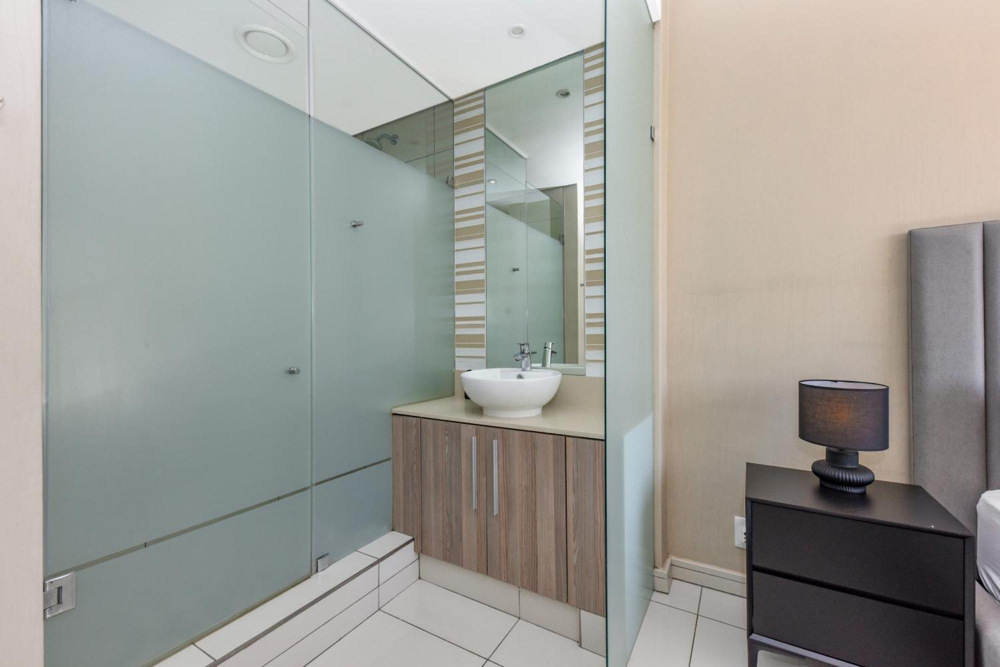 The Tyrwhitt Rosebank (adults Only) *