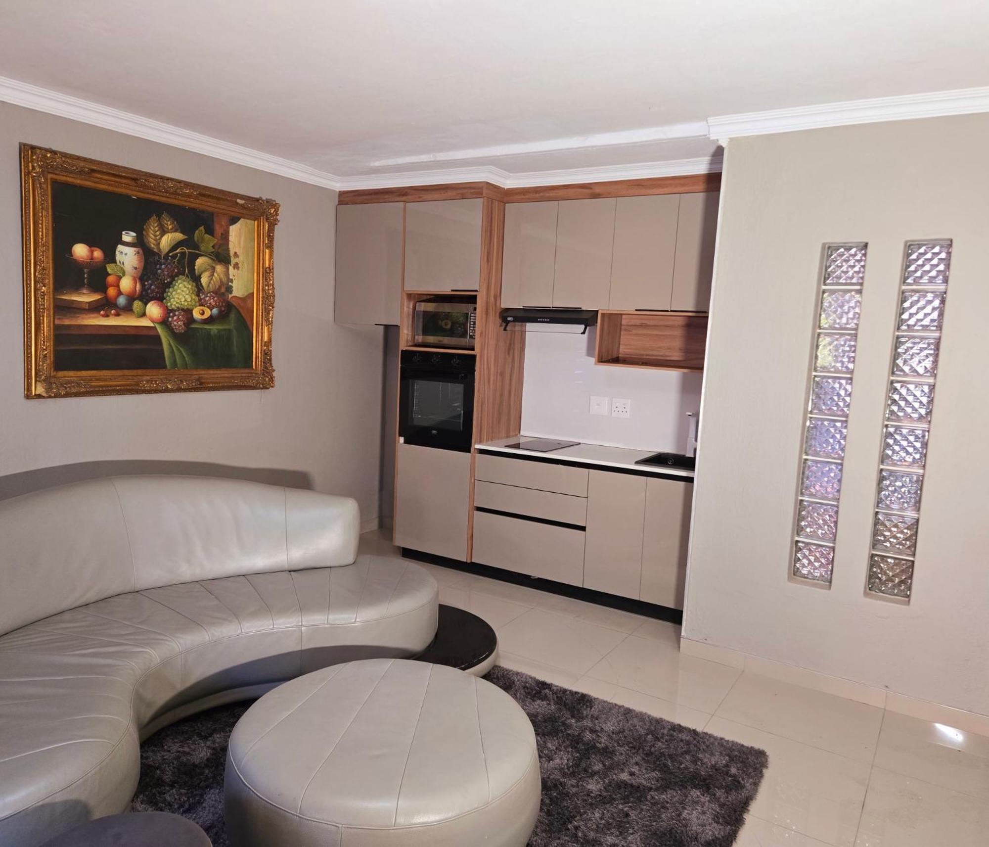 The Hide On Aston-sandton Guest house *