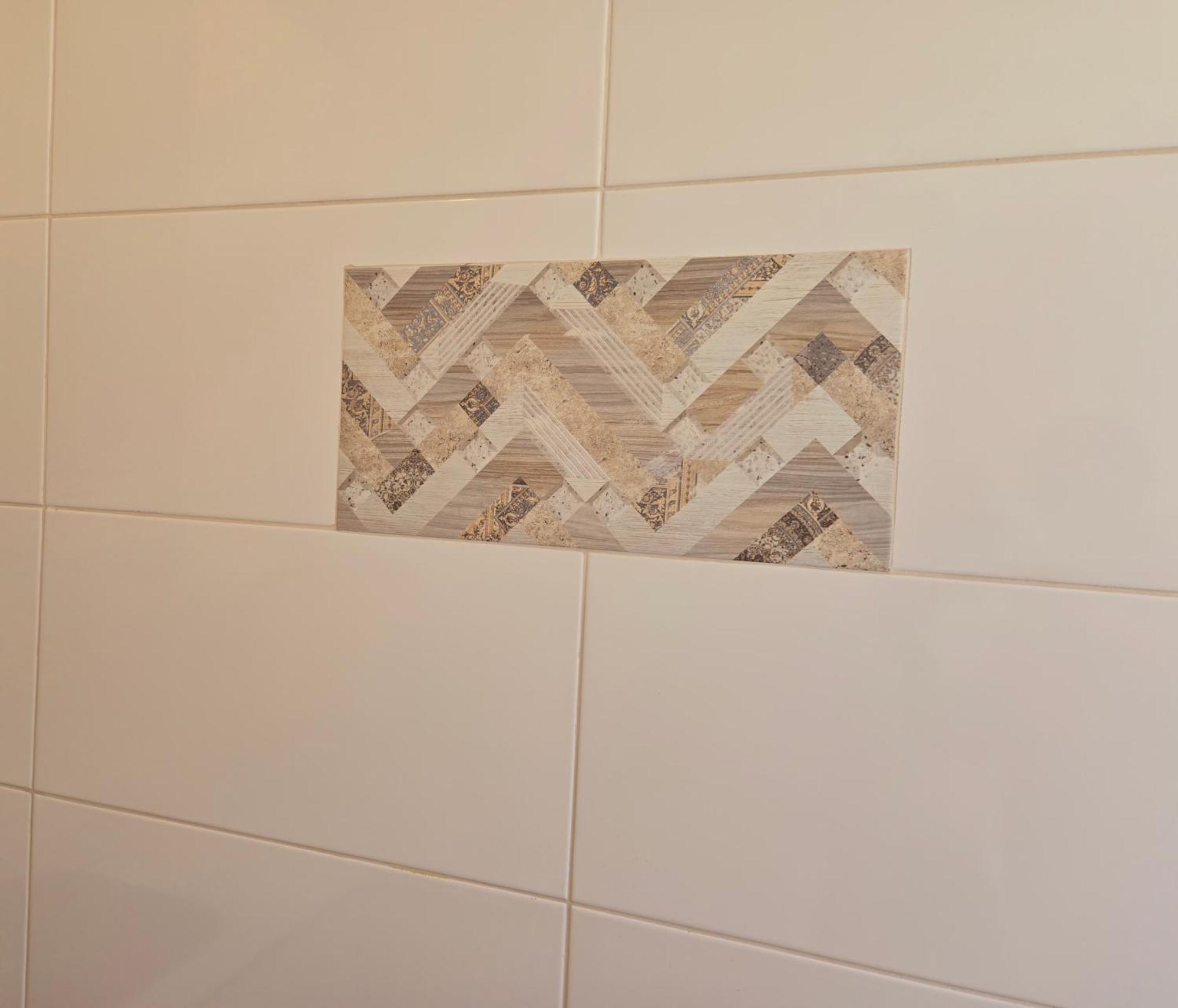 The Hide On Aston-sandton Guest house