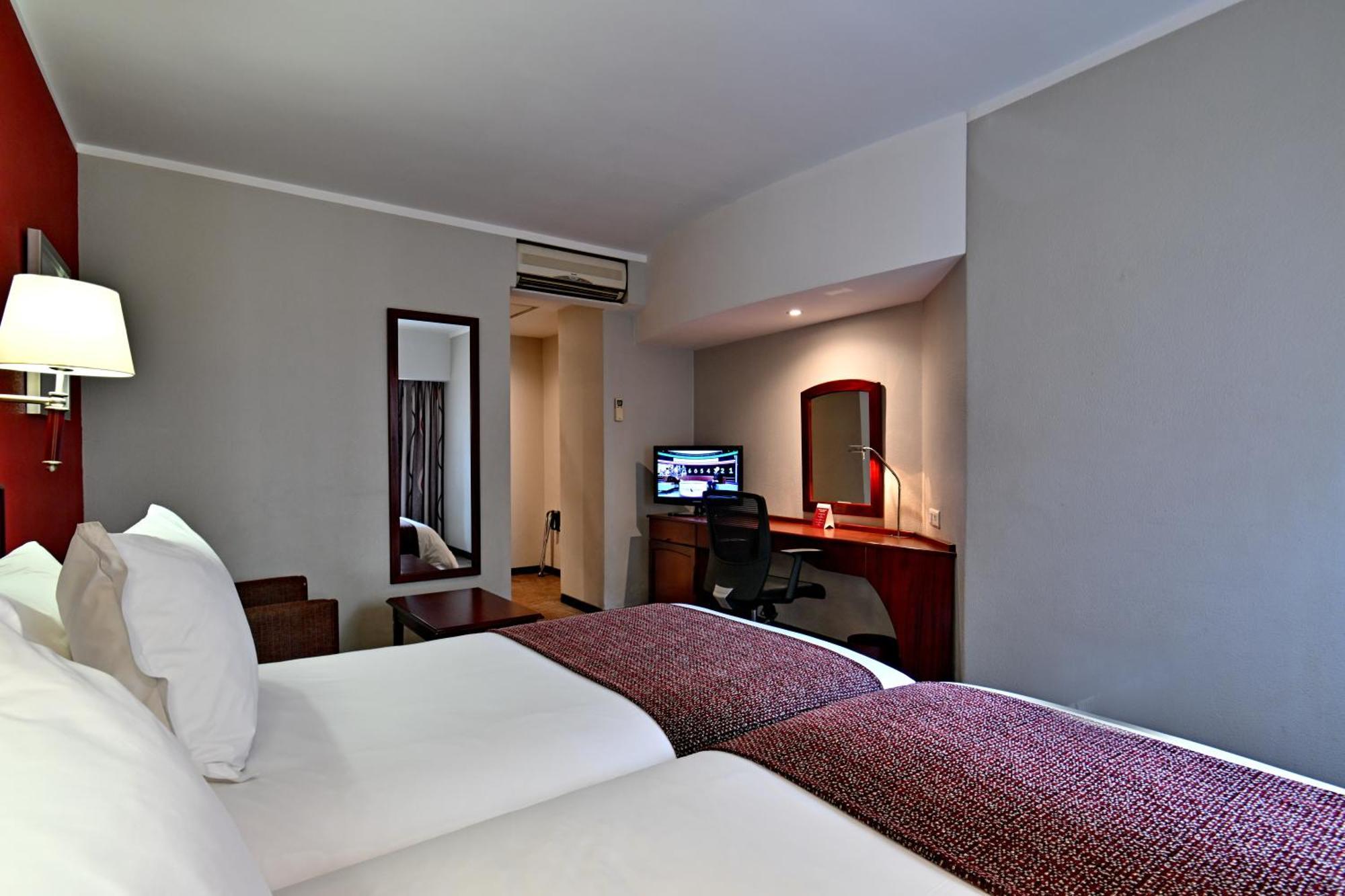 Hotel Sandton, Morningside