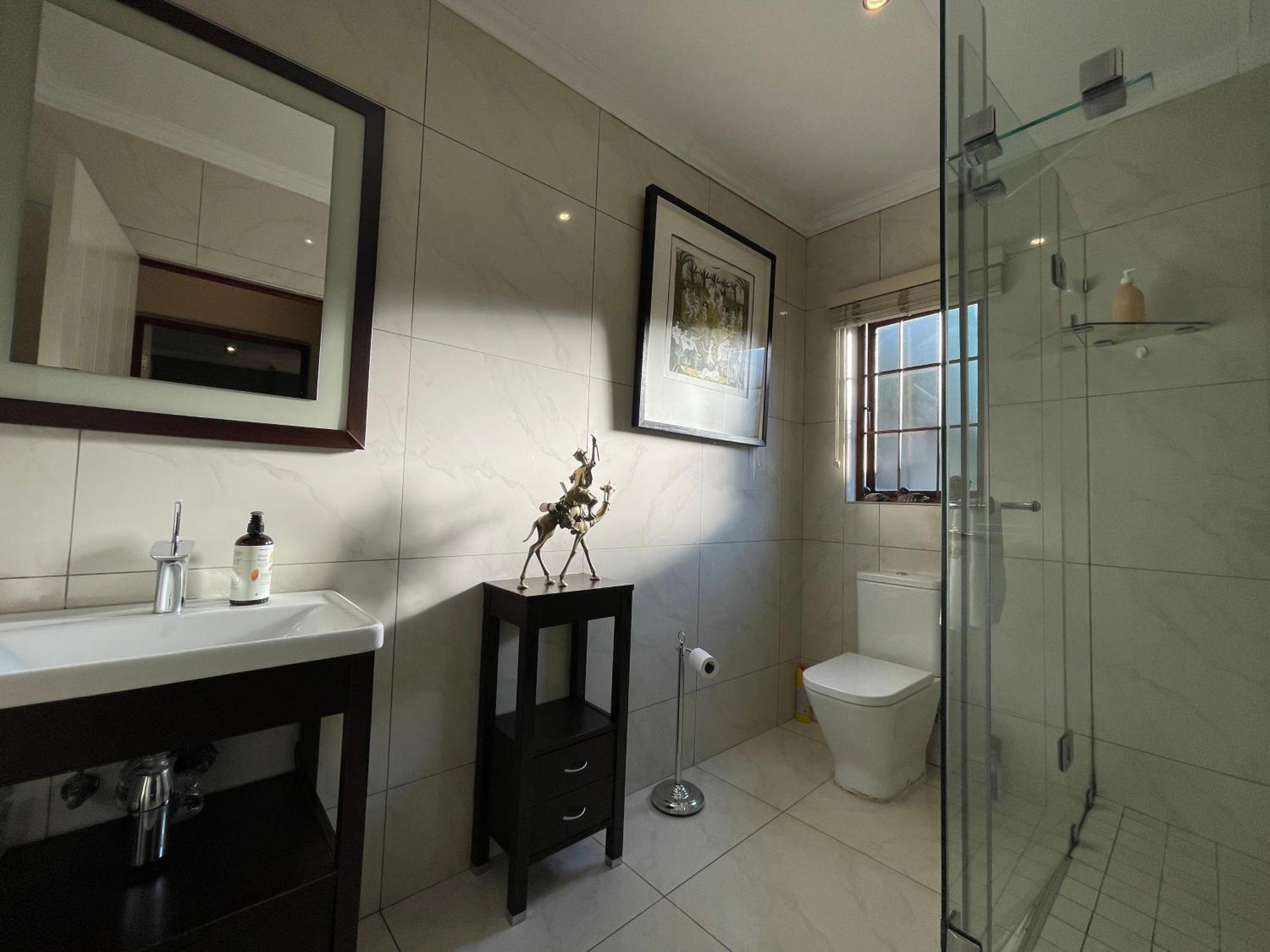 The Little Mongrel Bryanston Apartamento