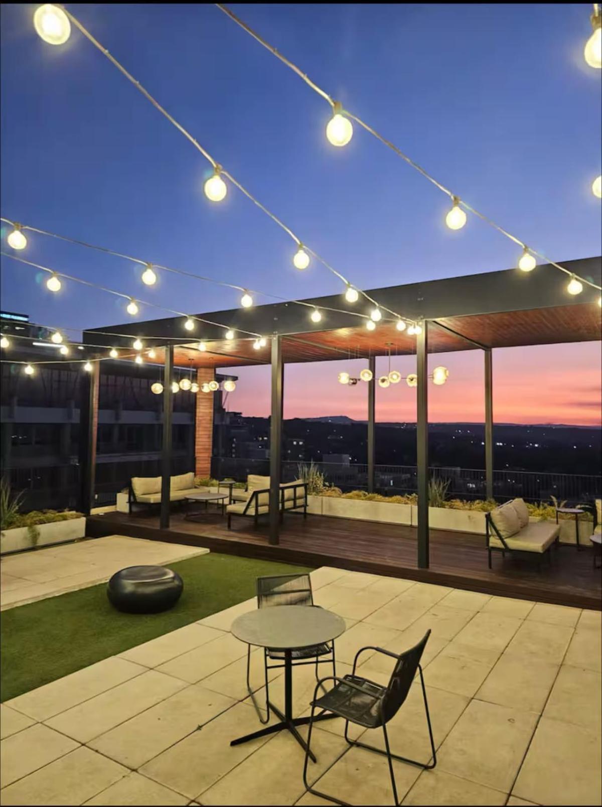Apartment The Lineal Sandton *