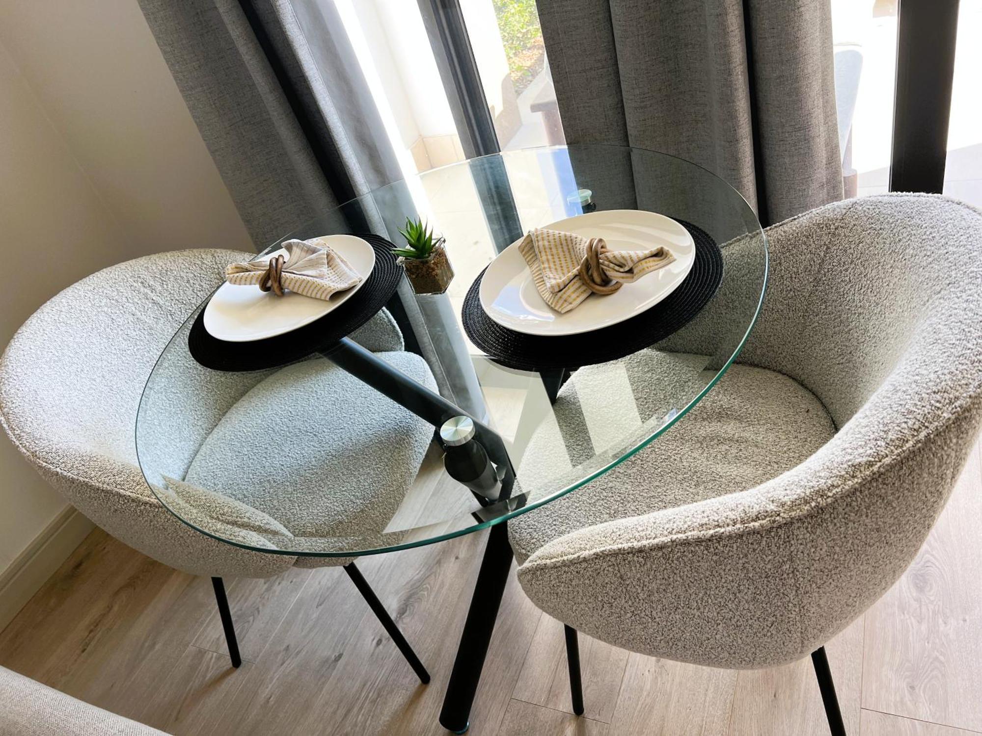 Urban Luxe Stay - 5 Min To Gautrain & Parking * Johannesburg