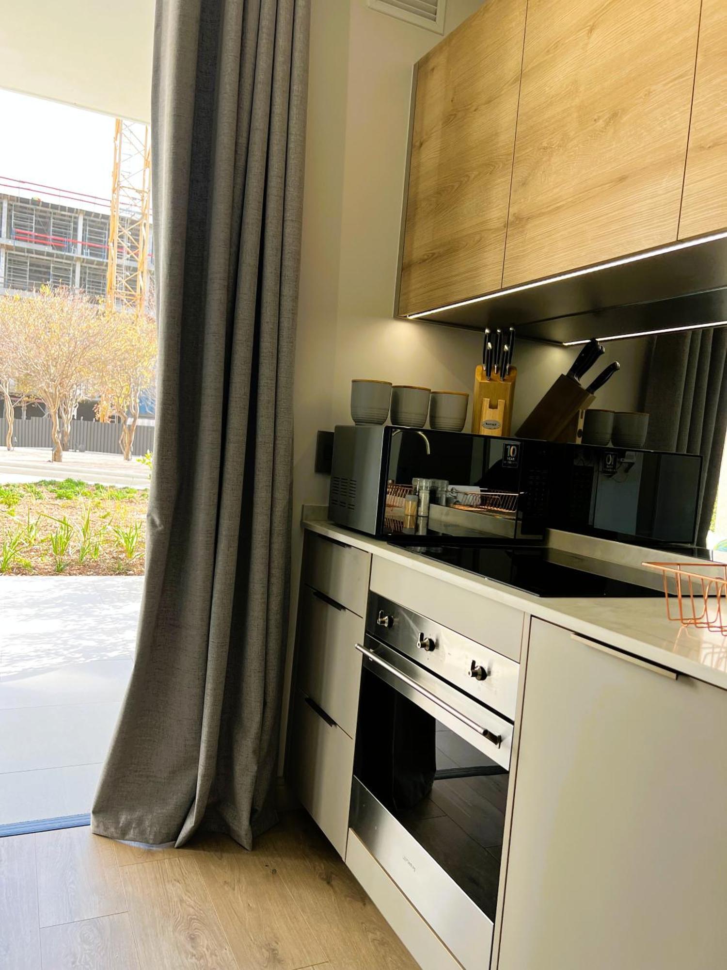 Apartment Urban Luxe Stay - 5 Min To Gautrain & Parking *