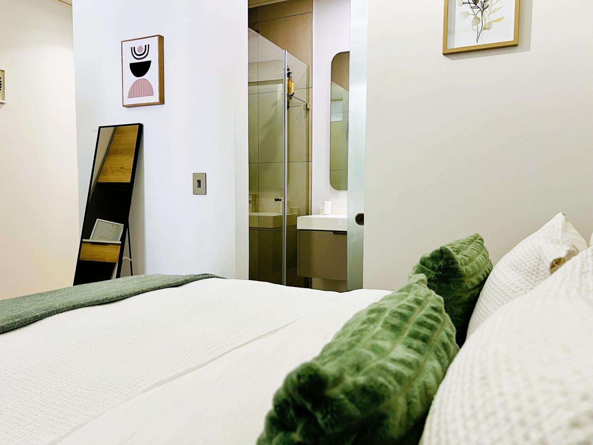 Urban Luxe Stay - 5 Min To Gautrain & Parking Johannesburg