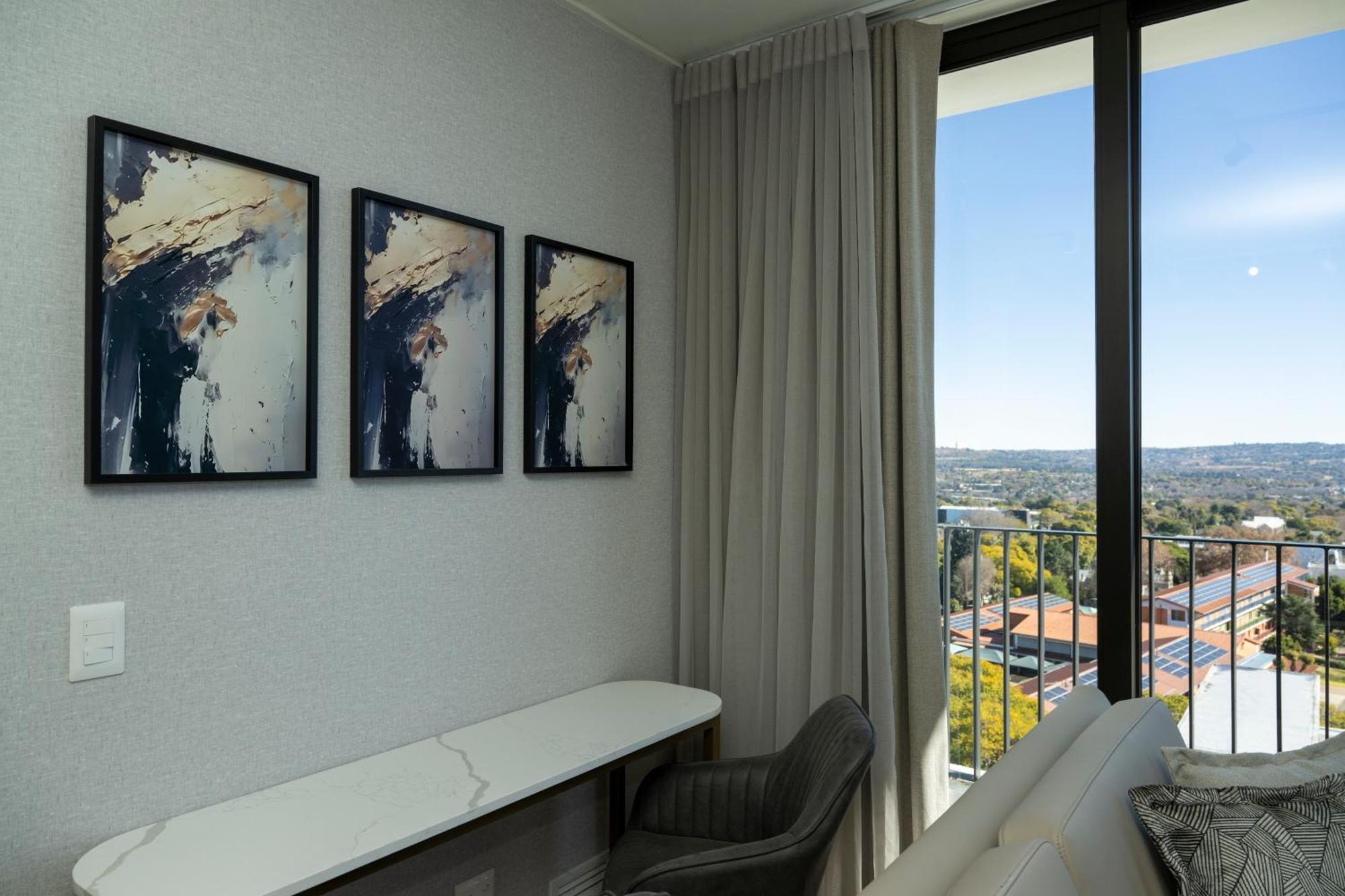 One Rosebank Executive Khách sạn hẻo lánh *