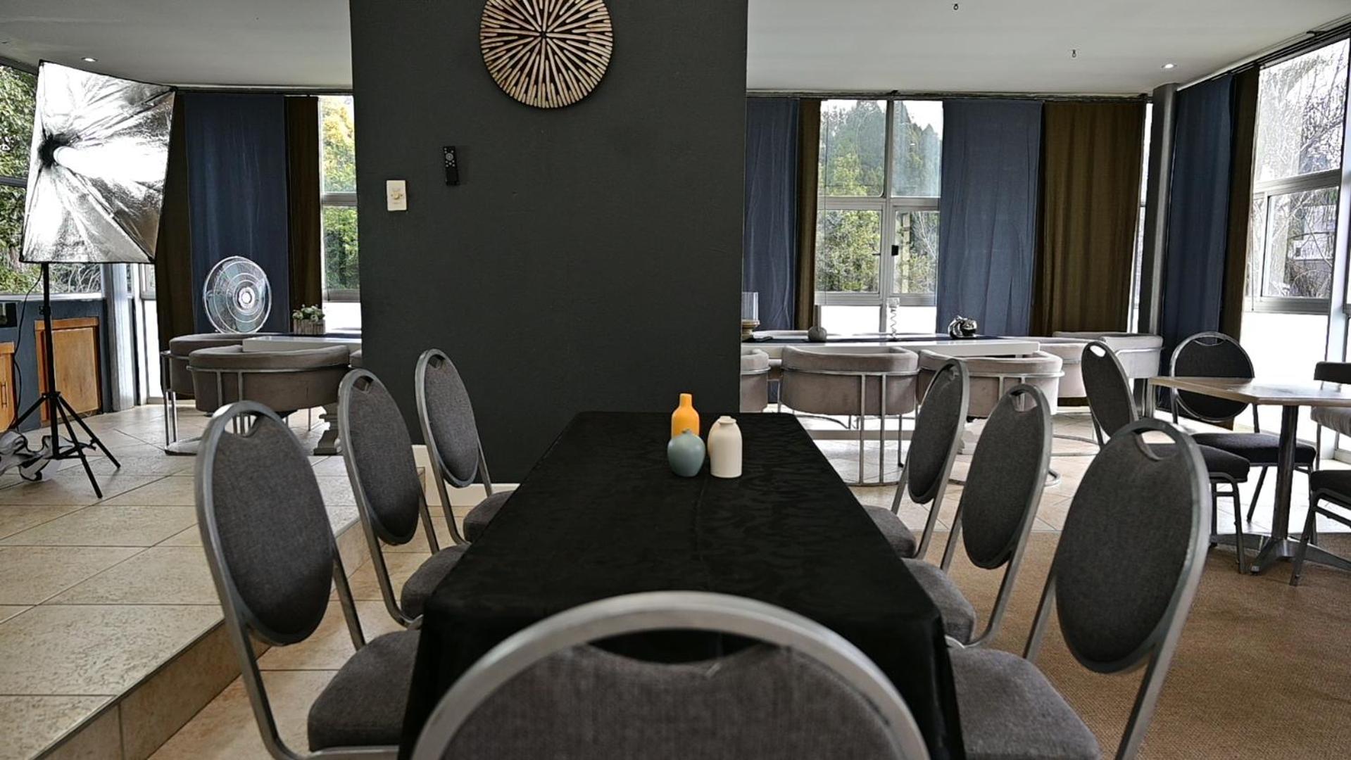 Sizanazo - In The Heart Of Northcliff Hill Homestay Johannesburg