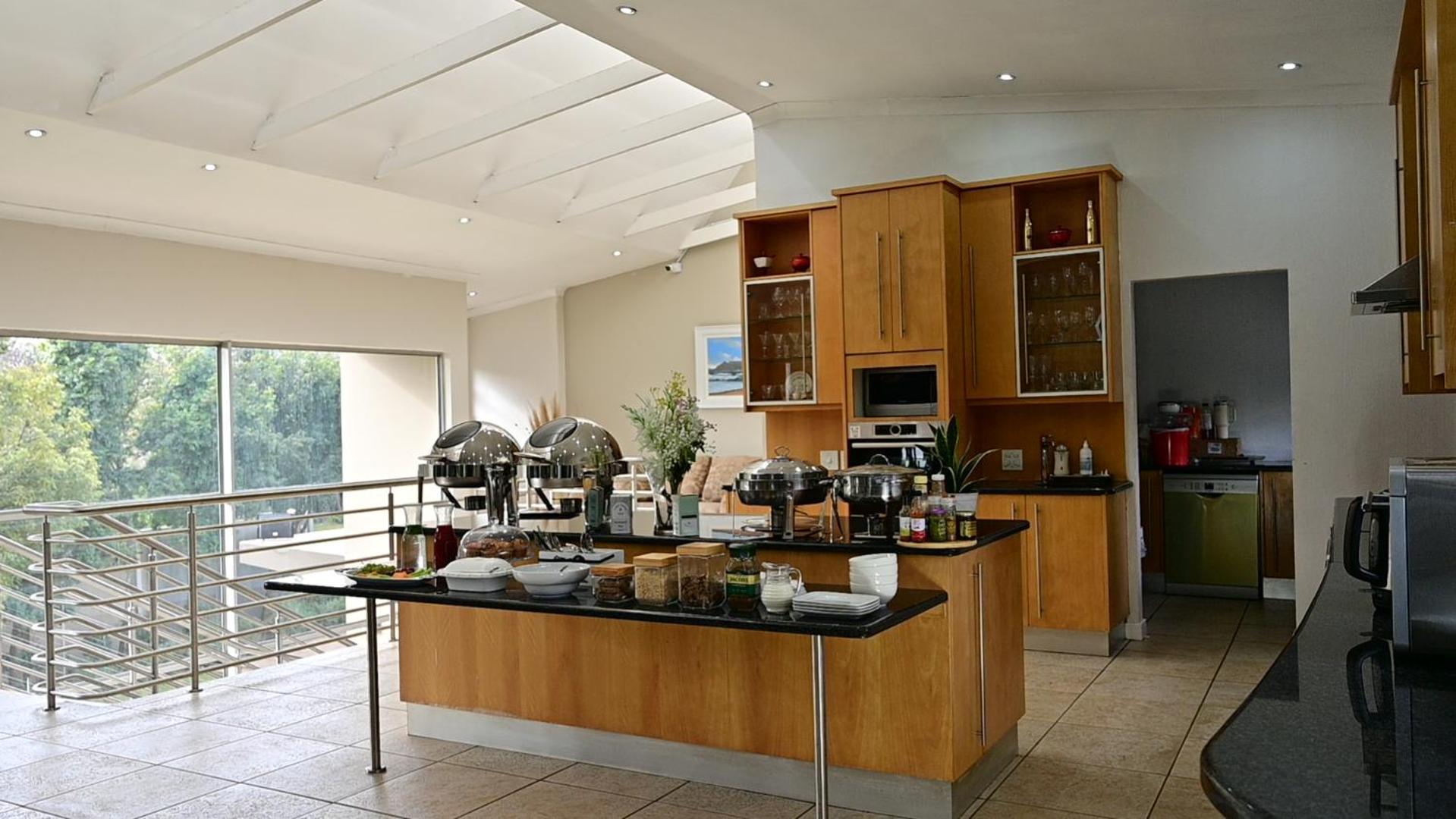 Sizanazo - In The Heart Of Northcliff Hill
