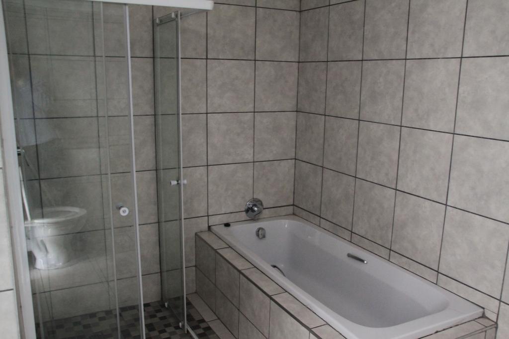 10 Cadoza Bnb 2* Johannesburg