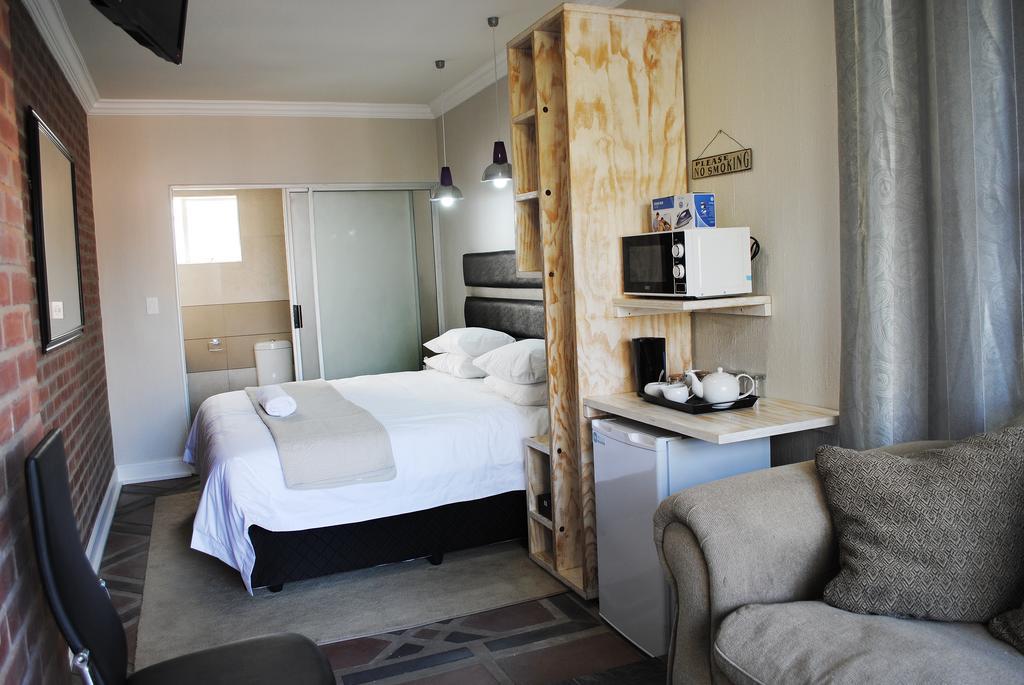 Bed & Breakfast Sandton 3*