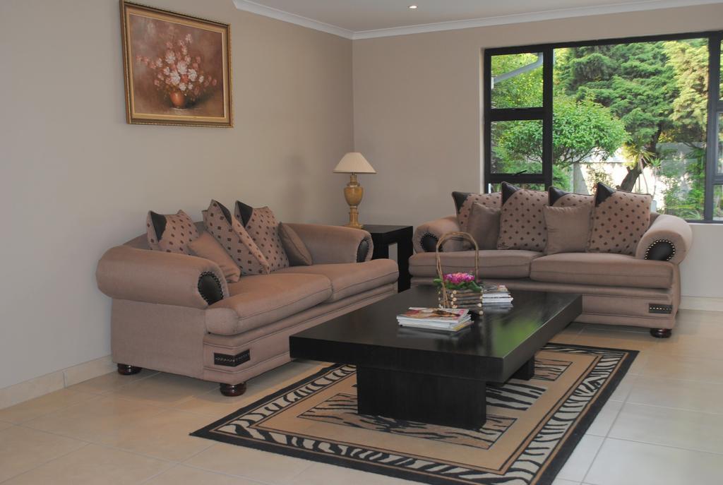 6 On Morris Guest Guest house Johannesburg