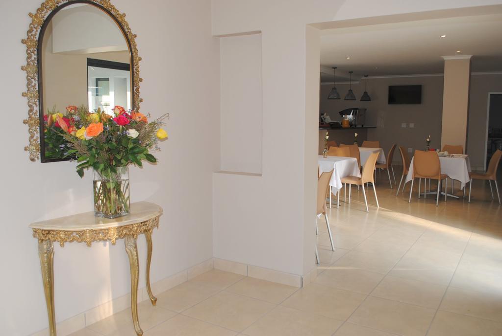 6 On Morris Guest Guest house Johannesburg