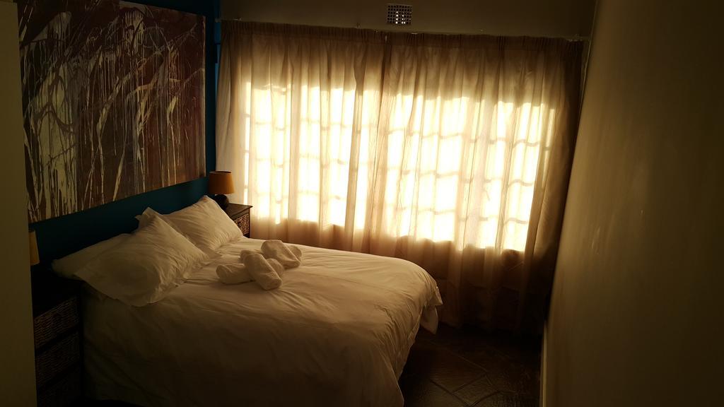 10 Cadoza Bnb 2* Johannesburg