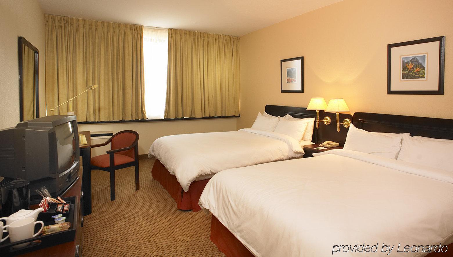 Garden Court Milpark, 3*
