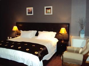 Houghton 4*