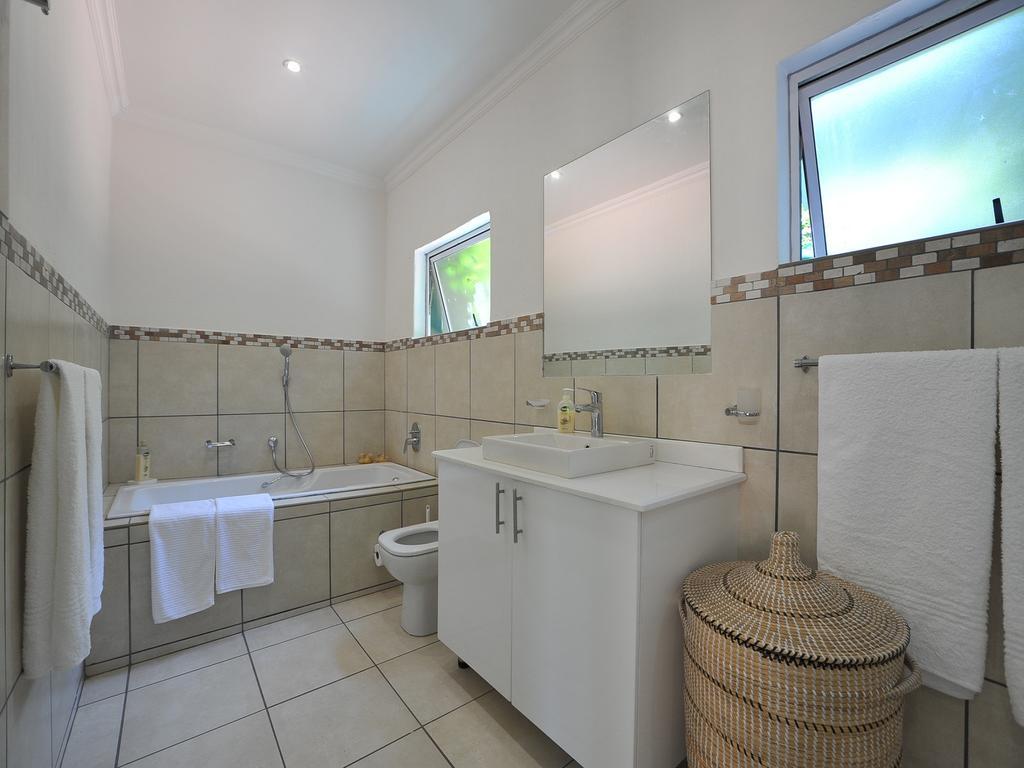 Fifteenon Orange Guest Lodge Guest house 3*