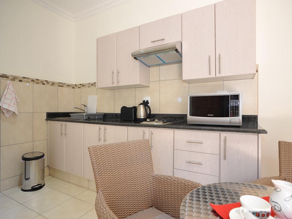 Fifteenon Orange Guest Lodge 3*