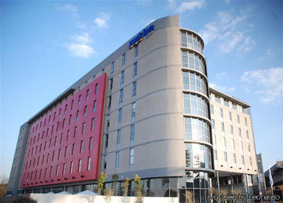 Khách sạn Park Sandton