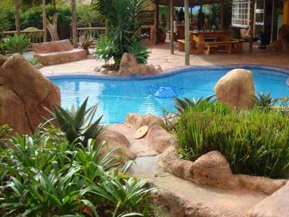 Guest house Flintstones Fourways 3*