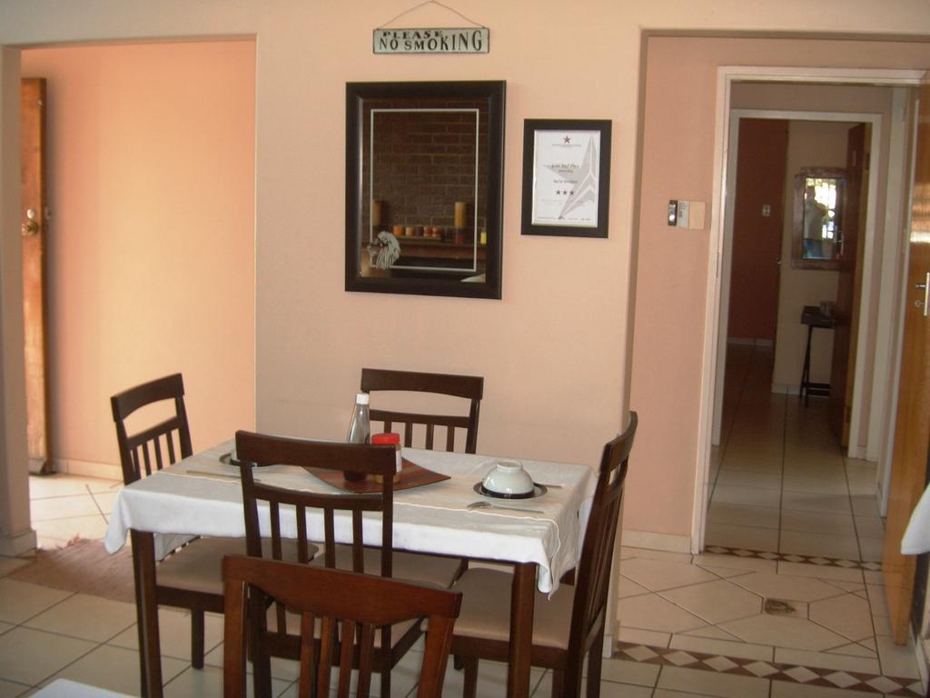 Gold Reef Place *
