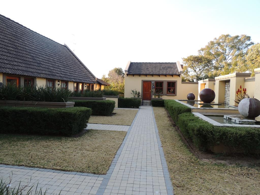 Strawberry Fields Country Manor *
