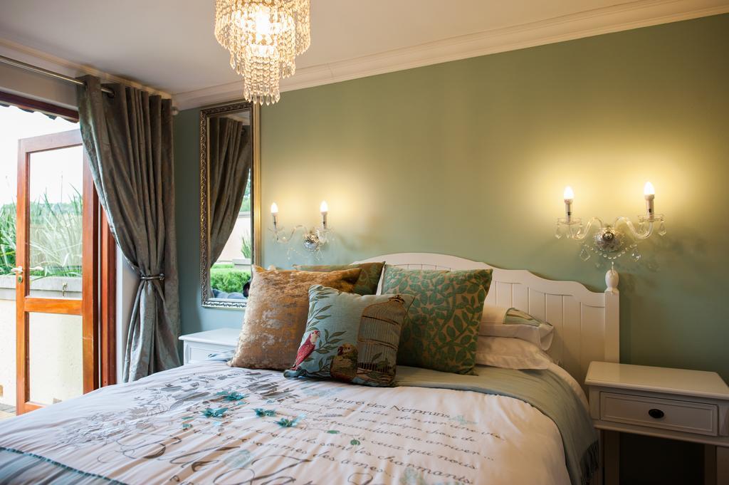 Strawberry Fields Country Manor *