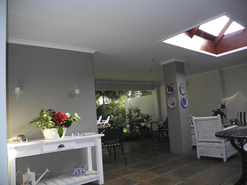 Rosebank By Claires