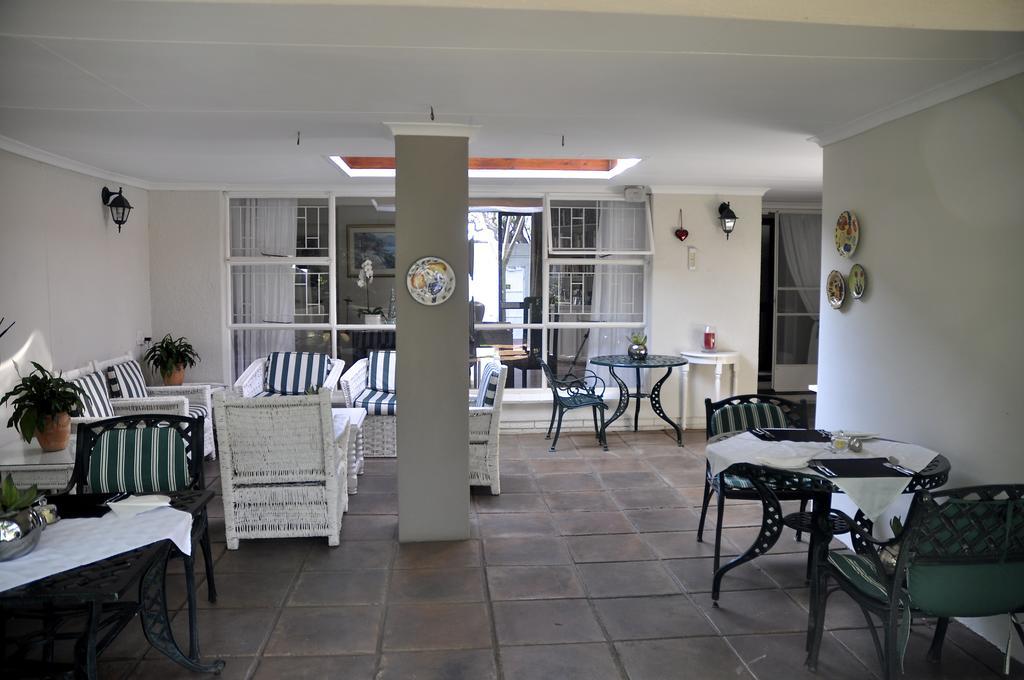 Rosebank By Claires 2*