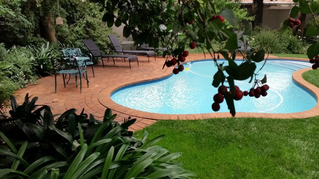 Rosebank By Claires