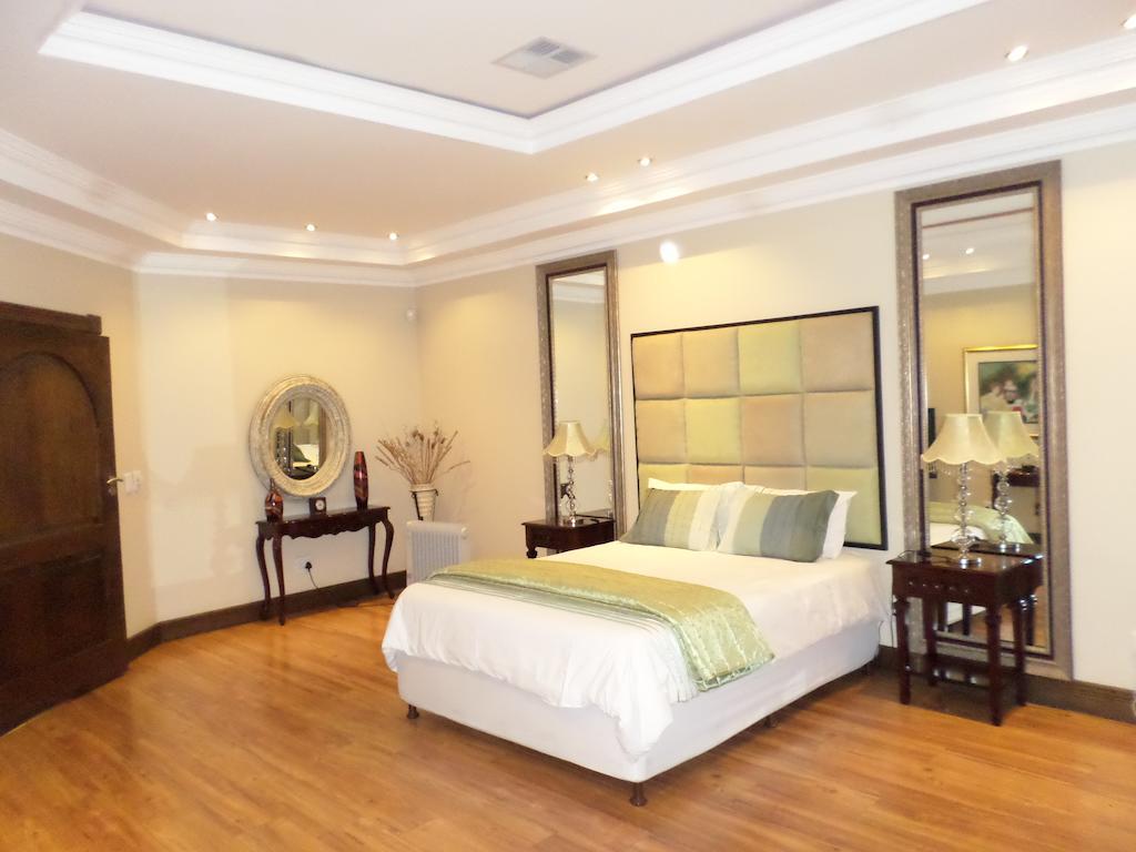 Guest house Villa Amanzi Boutique Guest House 4*