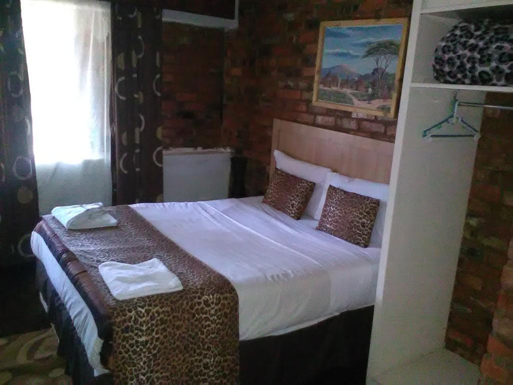 Hotel Ecotel Southgate 2*
