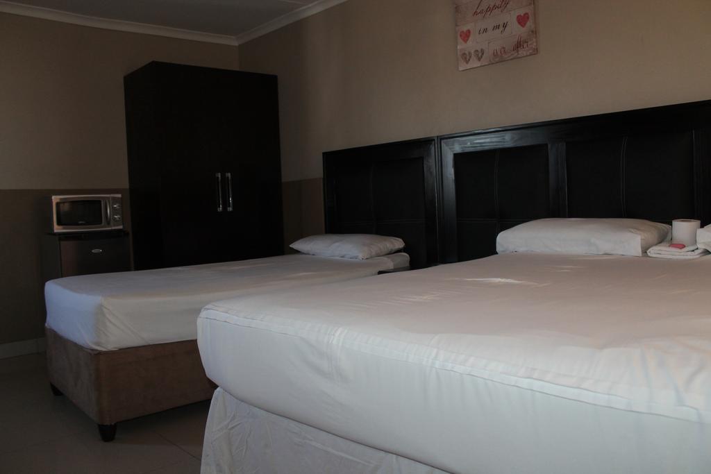 Nhà khách Miraton Guest