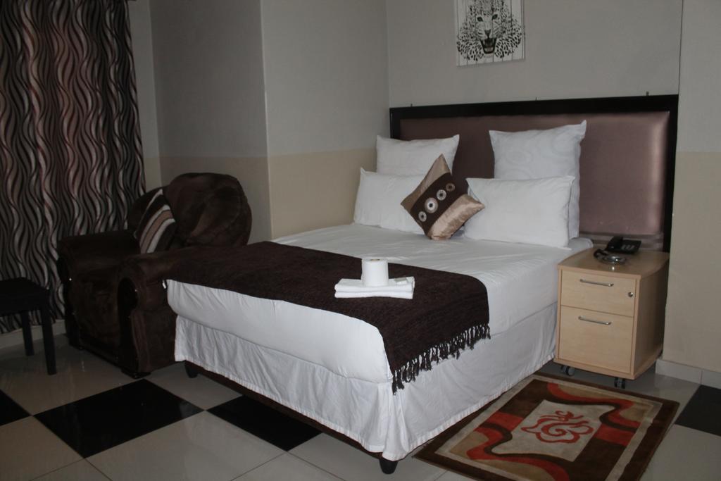 Miraton Guest Johannesburg