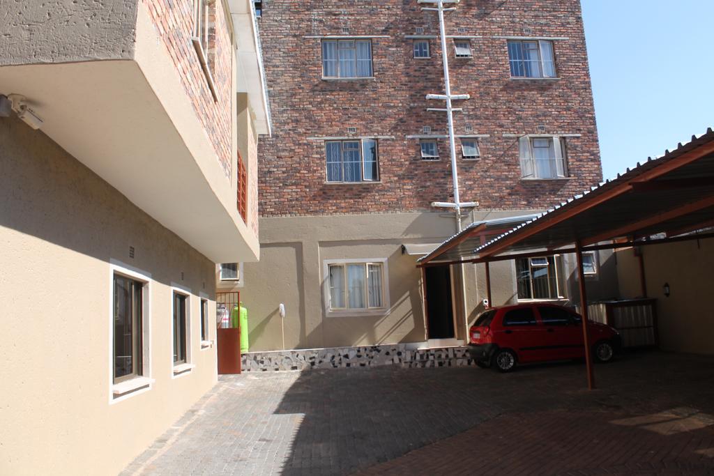 Nhà khách Miraton Guest 3*