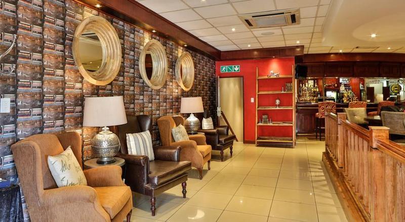 Hotel Valustay At Birchwood & Or Tambo Conference