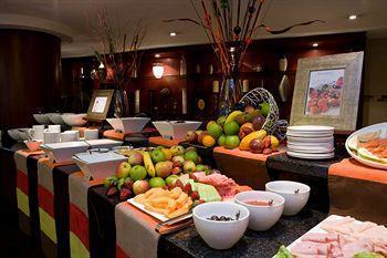 Hotel Bryanston 3*