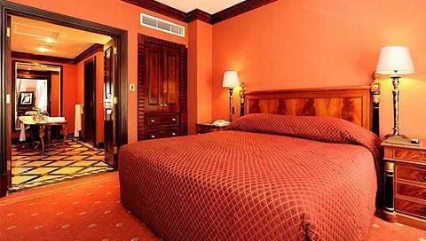 Hotel Gold Reef Theme Park 4*