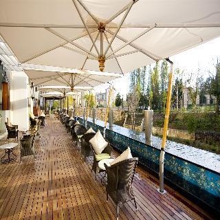 Hotel Pivot Montecasino 4*