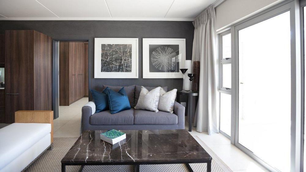 Epic Lux 8-12 Apartment